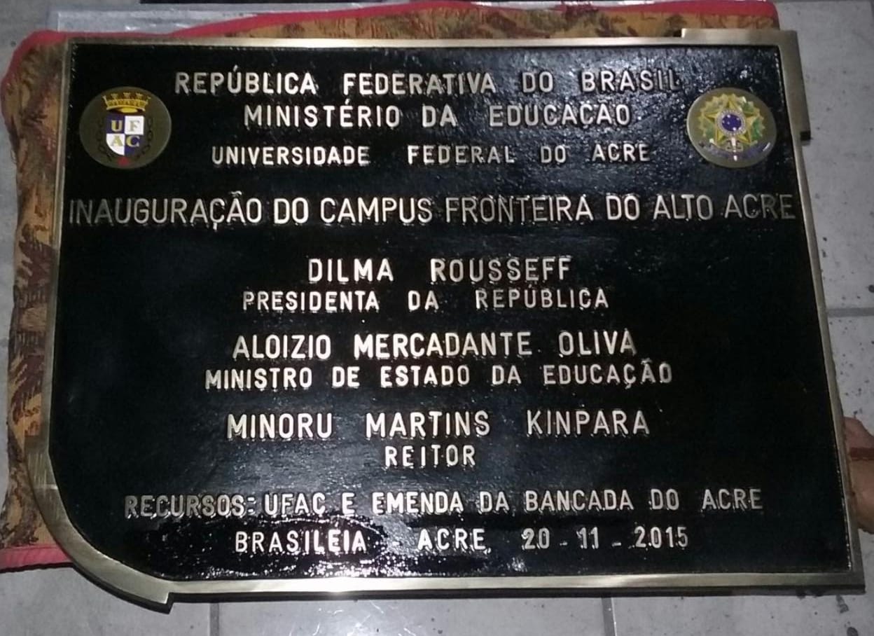 Placa de Bronze Fundido